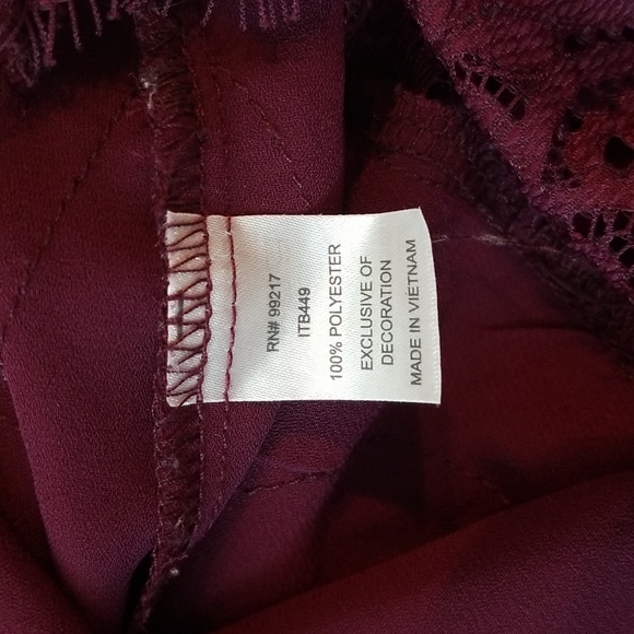 Off the Shoulder Top - Picture 7 of 7